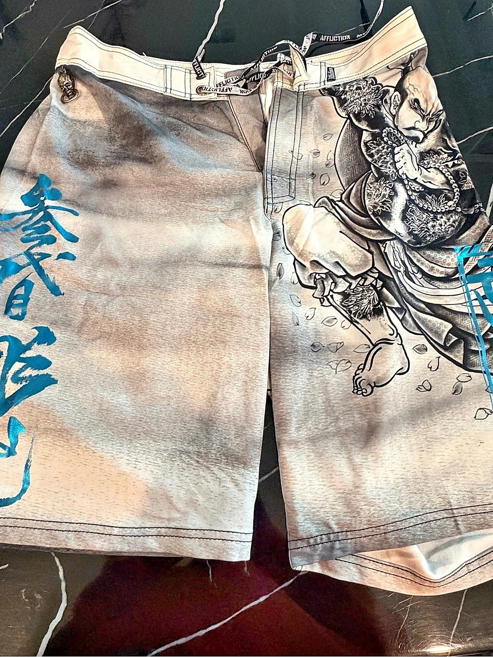 Affliction Graphic Hybrid Shorts Gray Blue Size 32 Like New